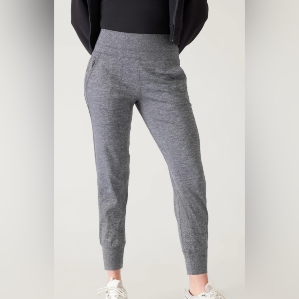 Athleta Venice Joggers High Waist Pull On Casual Hiking Camping Gray Size S